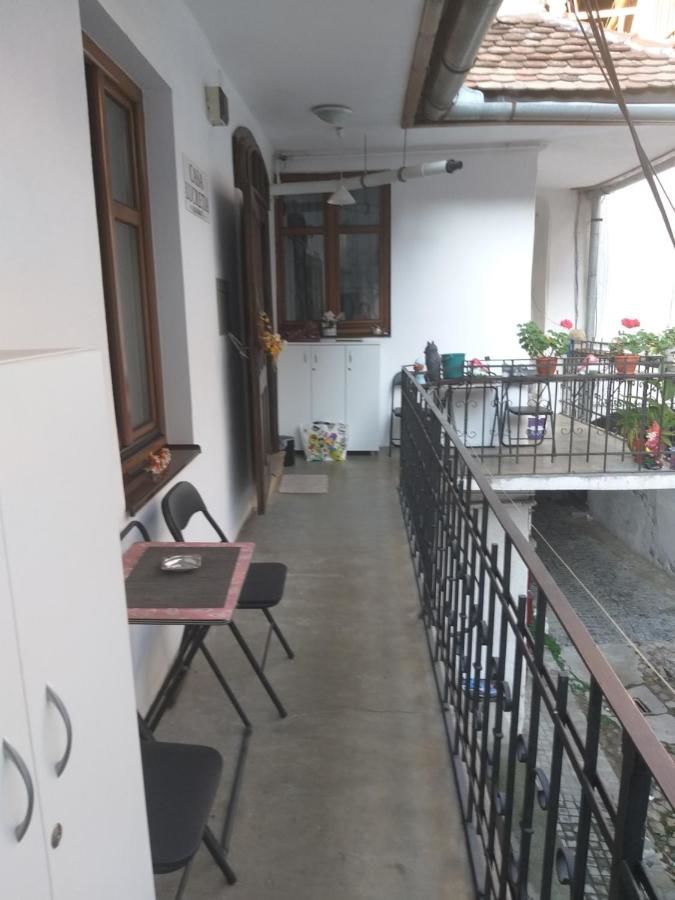 Проживание в семье Apartament Lucretia - Centrul Sibiului Сибиу-5